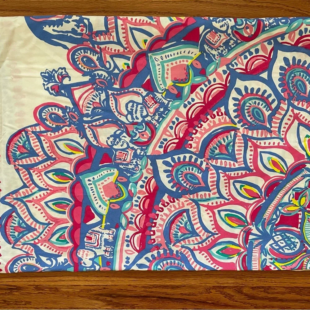 NWOB Mandala Pineapple Tassel Tapestry. Lilly+Pottery Barn Collab💕🍍💙